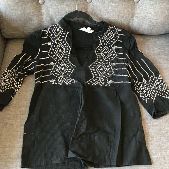 Light top from Urban Outfitters - Picture 2 of 2